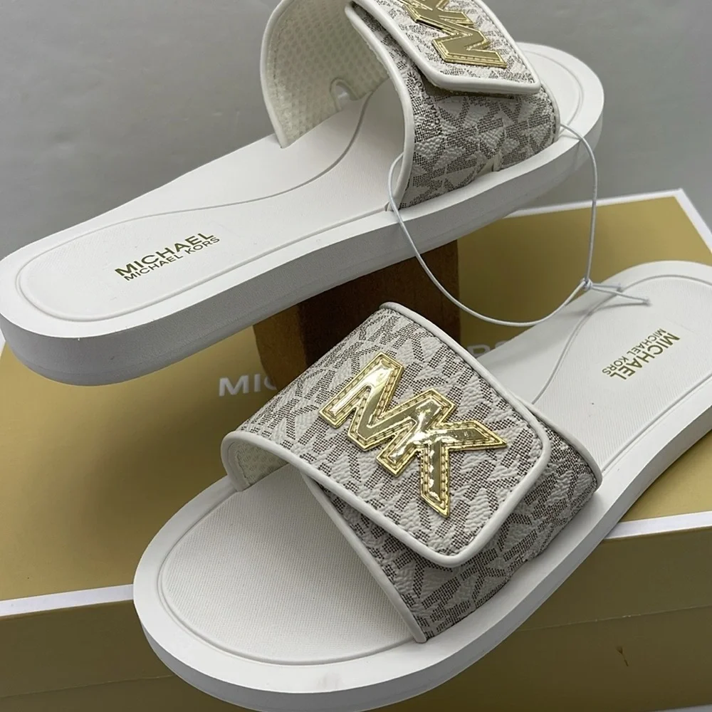 MICHAEL KORS Palmer Signature Logo Slide Sanda Vanilla  NWT